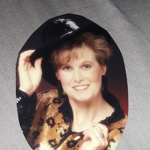 Meet your Posher, Deborah